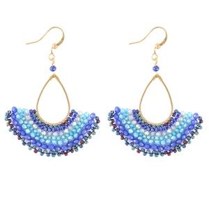 NWT Boho Teardrop Fan Seed Bead Pierced Dangle Earrings in Blues!